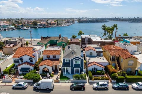 Family Beach House | 400ft to Beach, Parking, BBQ