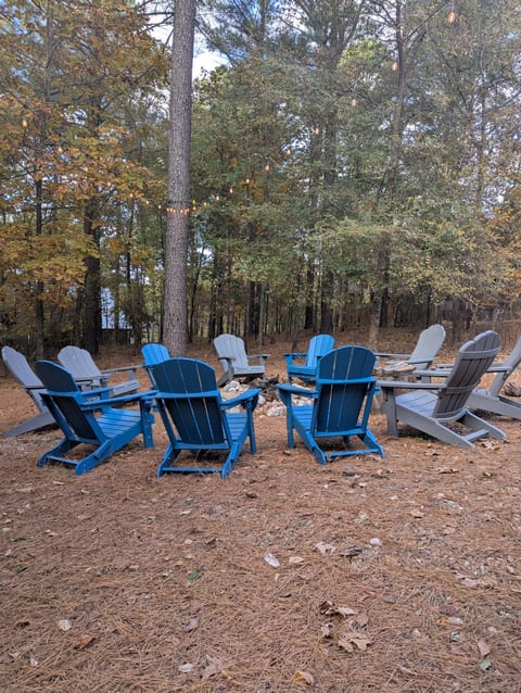 Stone Mountain Lodge | Luxury 6-Bedroom Cabin in Hochatown | Sleeps 16