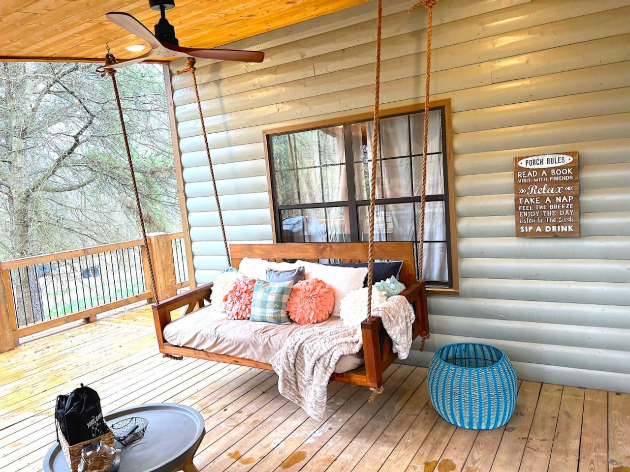 lofted-pines-hot-tub-foosball-air-hockey/