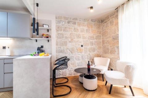 Apartments Centre In Stone House - Unit 376481-13