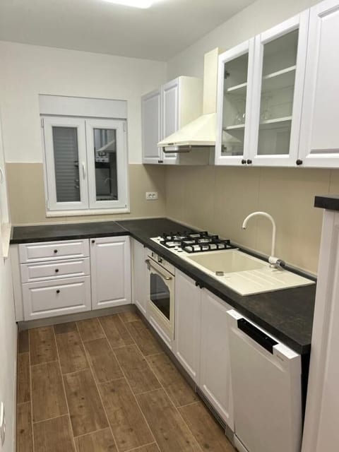 House Sunshine - Unit 376549-13
