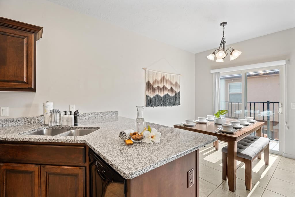 zion-getaway:-pool-comfort-and-adventure-sleeps-8/
