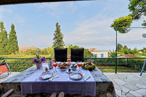 House Viki - Unit 372022-13