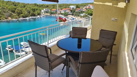Apartment DD Grubisic - Unit 376590-13