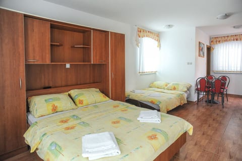 Apartments Brano - Unit 376376-13