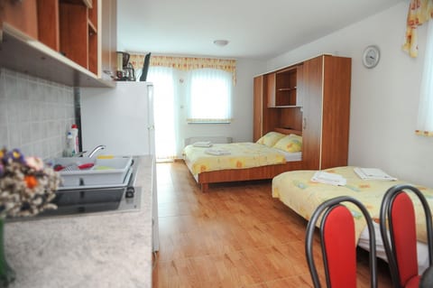 Apartments Brano - Unit 376376-13