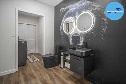 Bolton Bear House