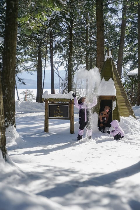 Indian Brook Lodge