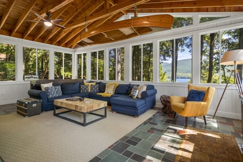 Indian Brook Lodge
