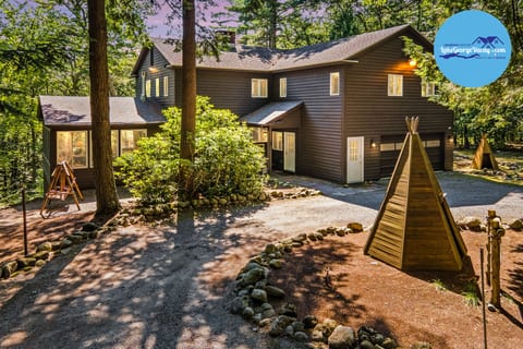 Indian Brook Lodge