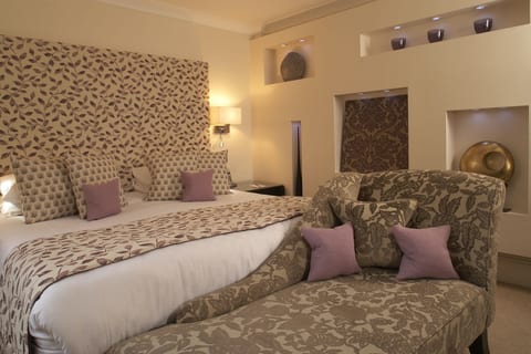 Luxury 4 bedroom serviced apartment