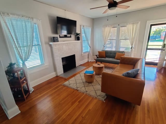 Schönes Mid-Century Bungalow - Lakeland
