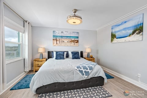 Spacious King Bedroom