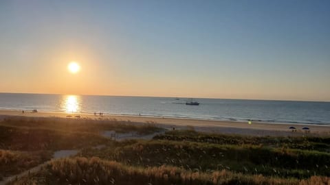Beach Skybox HHI - panoramic view