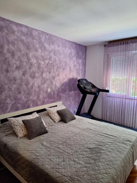 Apartment Karlo - Unit 376608-13