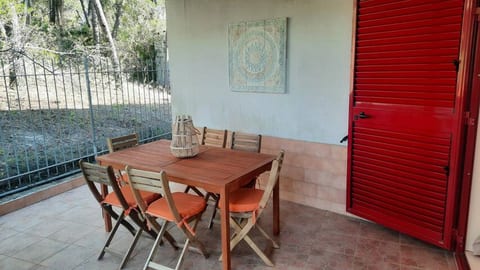 Villa pine forest 100m beach [pacific-apartments]