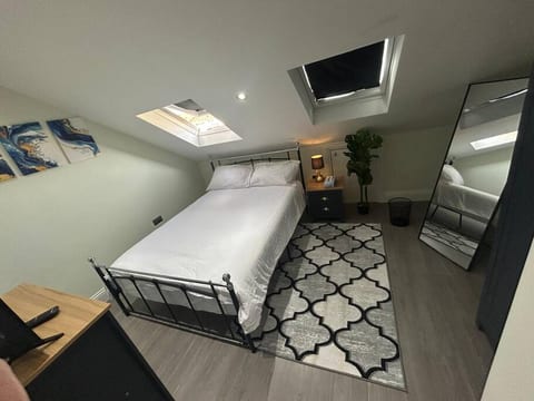 Hotel Like Stay - next to St George’s Hospital