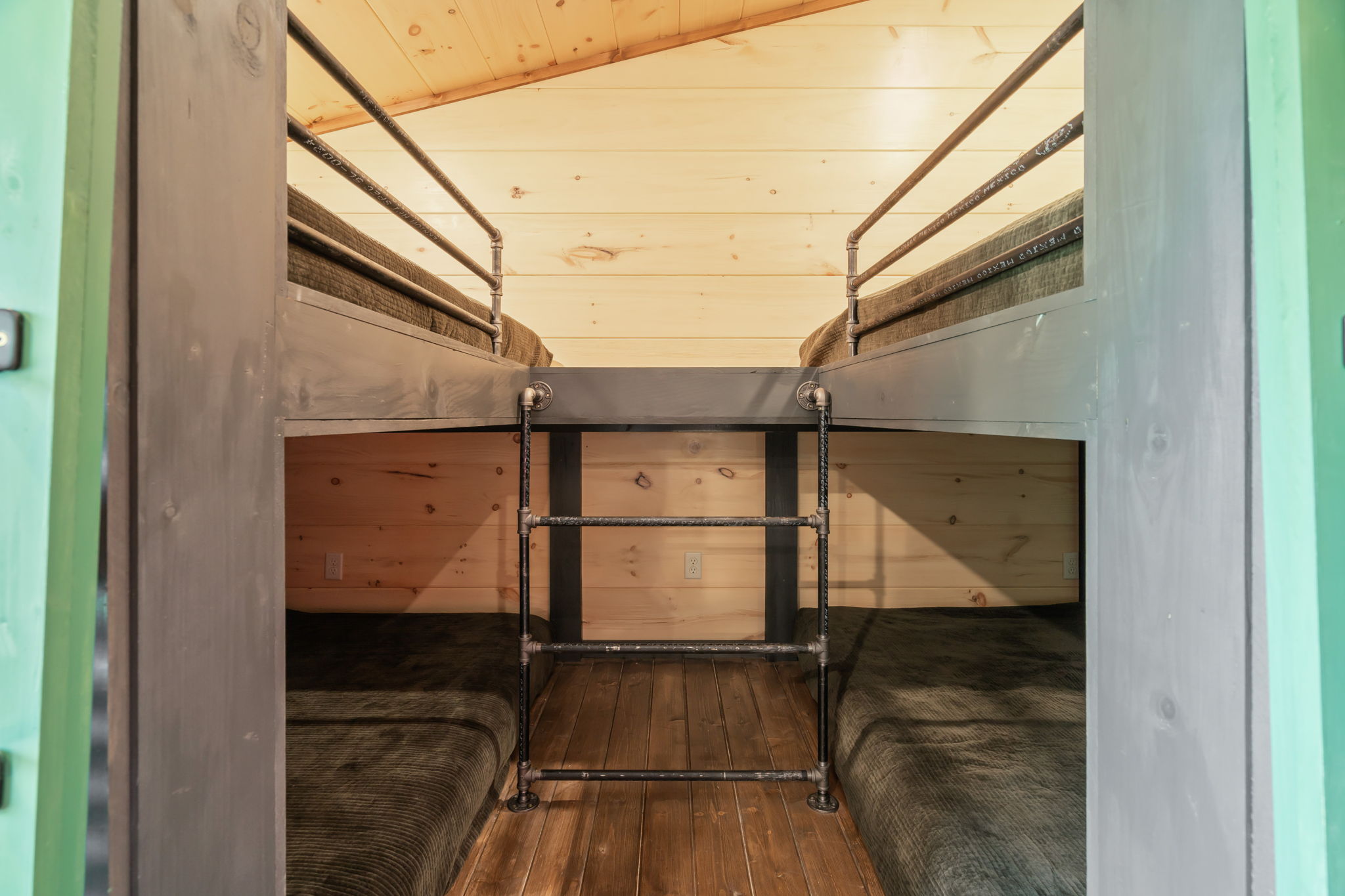 shell-mountain-sunrise/