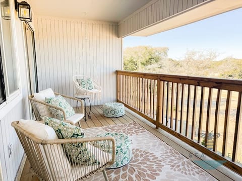 Private Condo | Ocean + Pool Getaway for 8