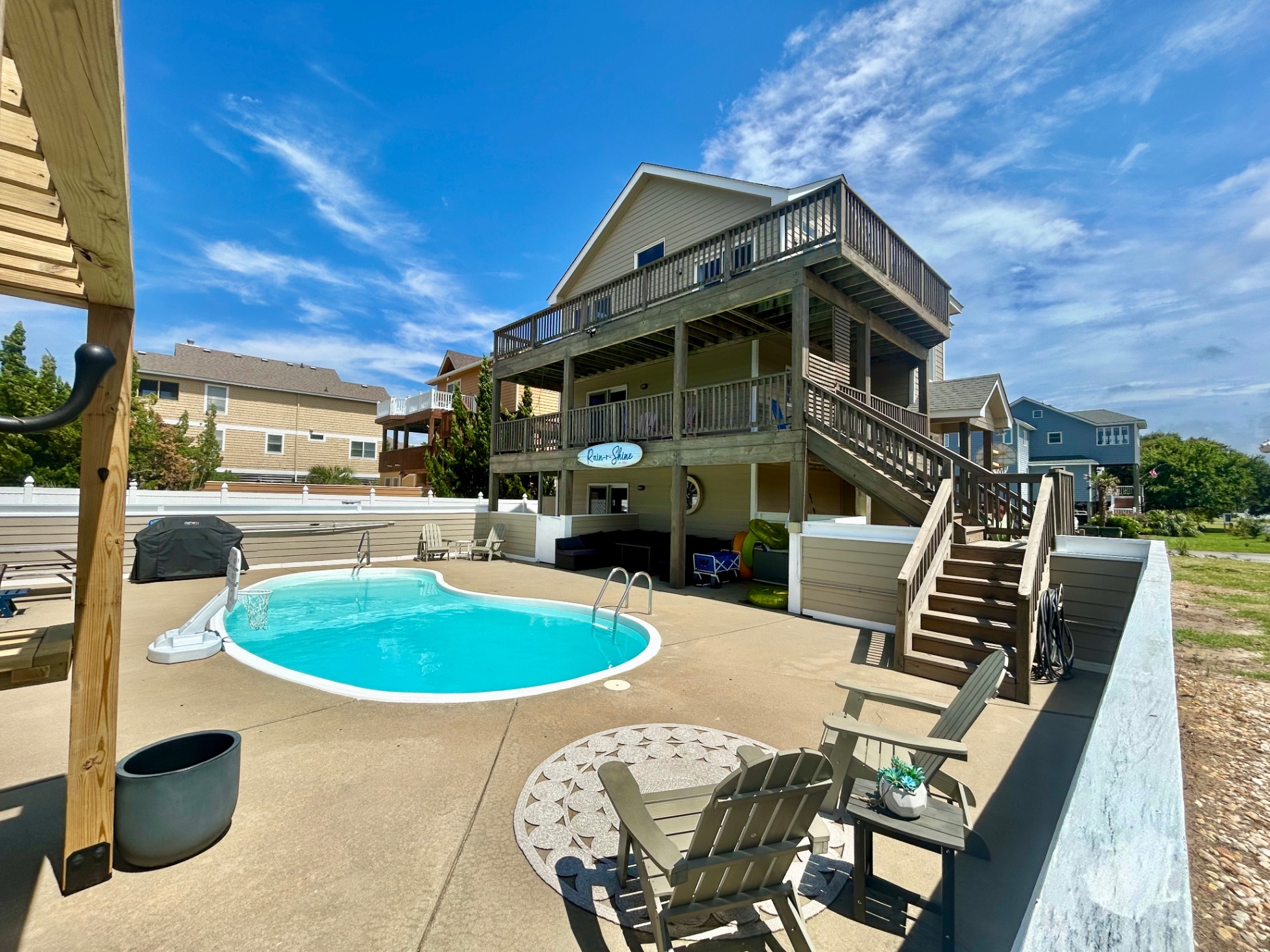 Rain-r-Shine  (3 Minute walk to the beach) - Corolla