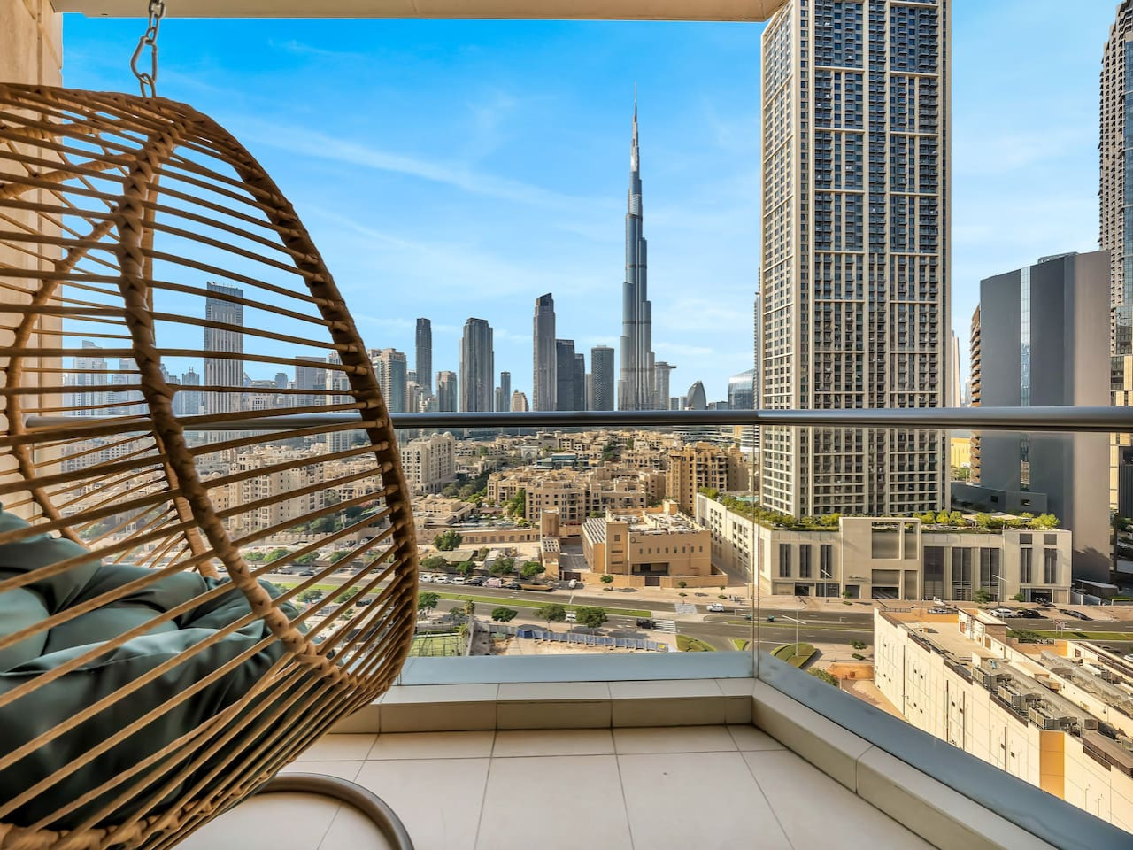 2br-burj-khalifa-view-or-downtown/