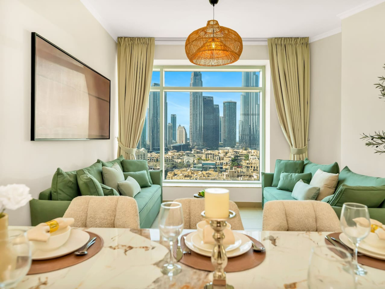 2br-burj-khalifa-view-or-downtown/