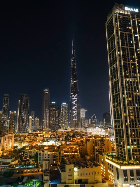 2BR Burj Khalifa View | Downtown