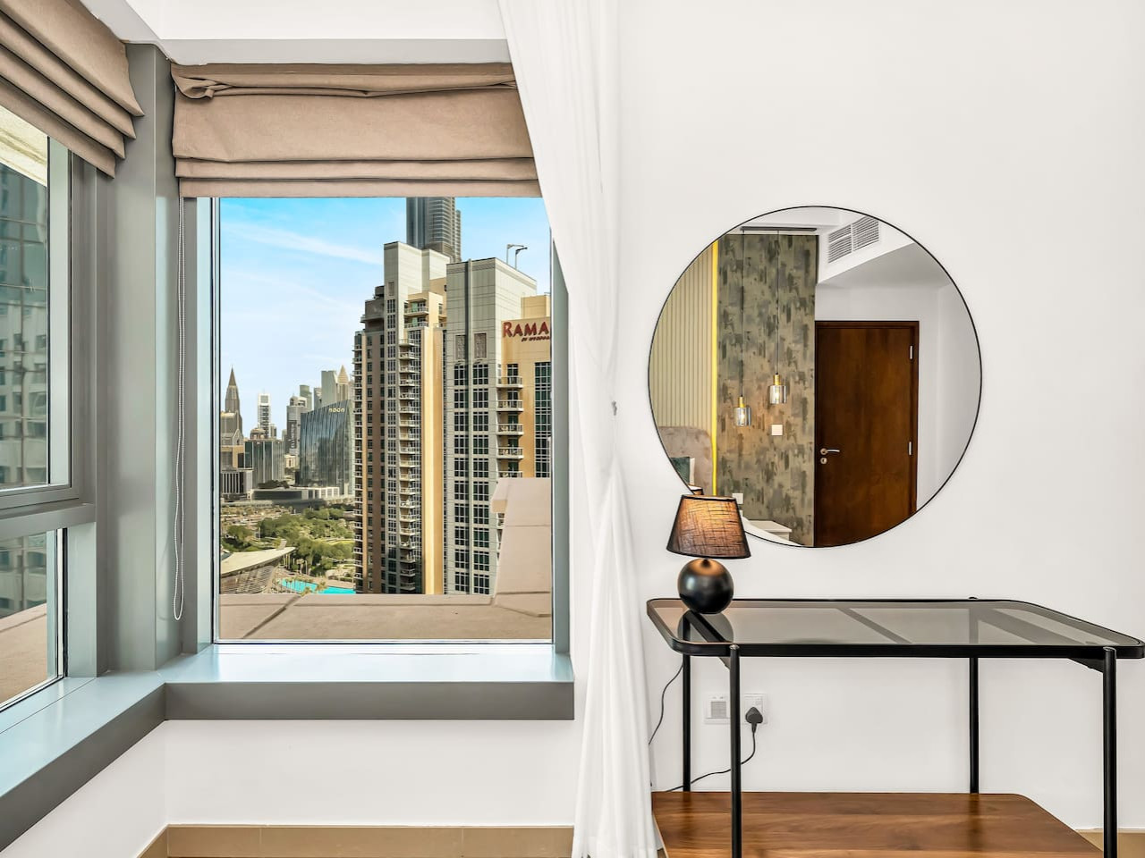 3br+gaming-or-burj-khalifa-view/