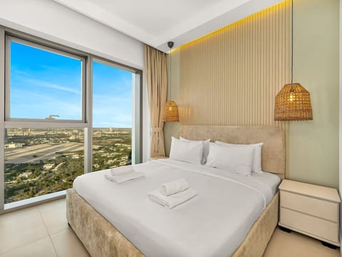 Lively 2BR btwn DIFC & Downtown