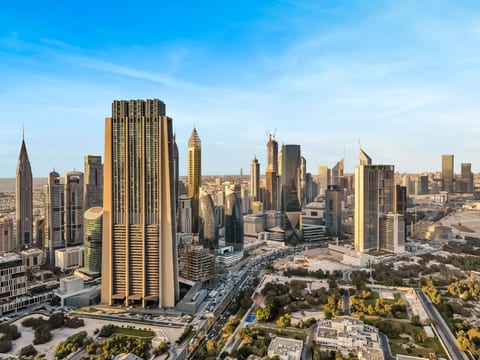 Lively 2BR btwn DIFC & Downtown