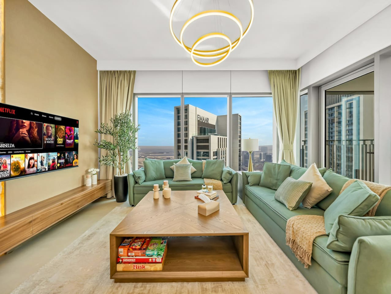 4br-nye-show-or-burj-khalifa-and-fountain-view-or-difc/