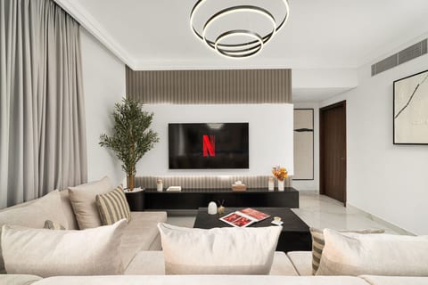 Stunning 4BR | Burj Khalifa View