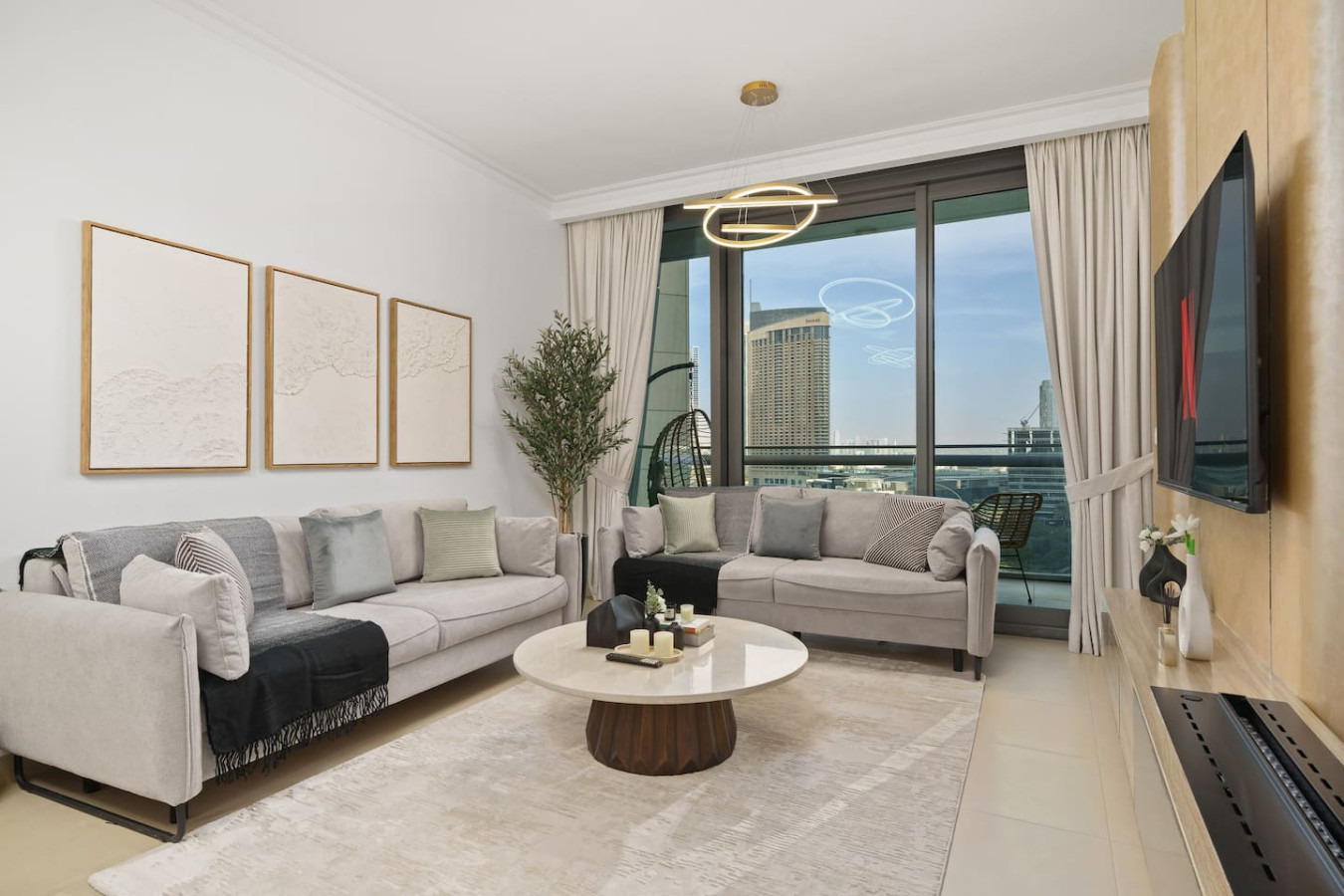 stunning-2br-orburj-khalifa-viewordubai-mall-tunnel/