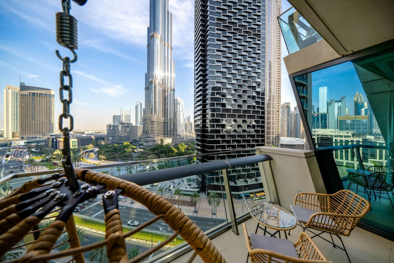 stunning-2br-orburj-khalifa-viewordubai-mall-tunnel/