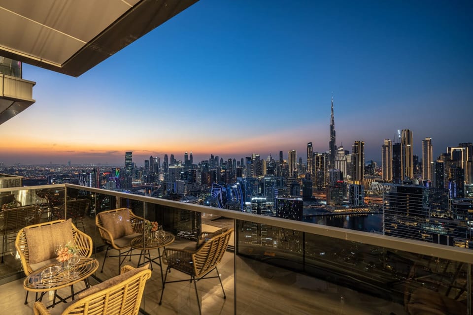 Luxurious New 3BR | Stunning Burj Khalifa View - Dubai
