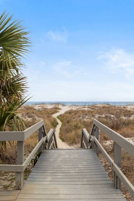 Pathway leading directly to the beach, one of many right off the back porch