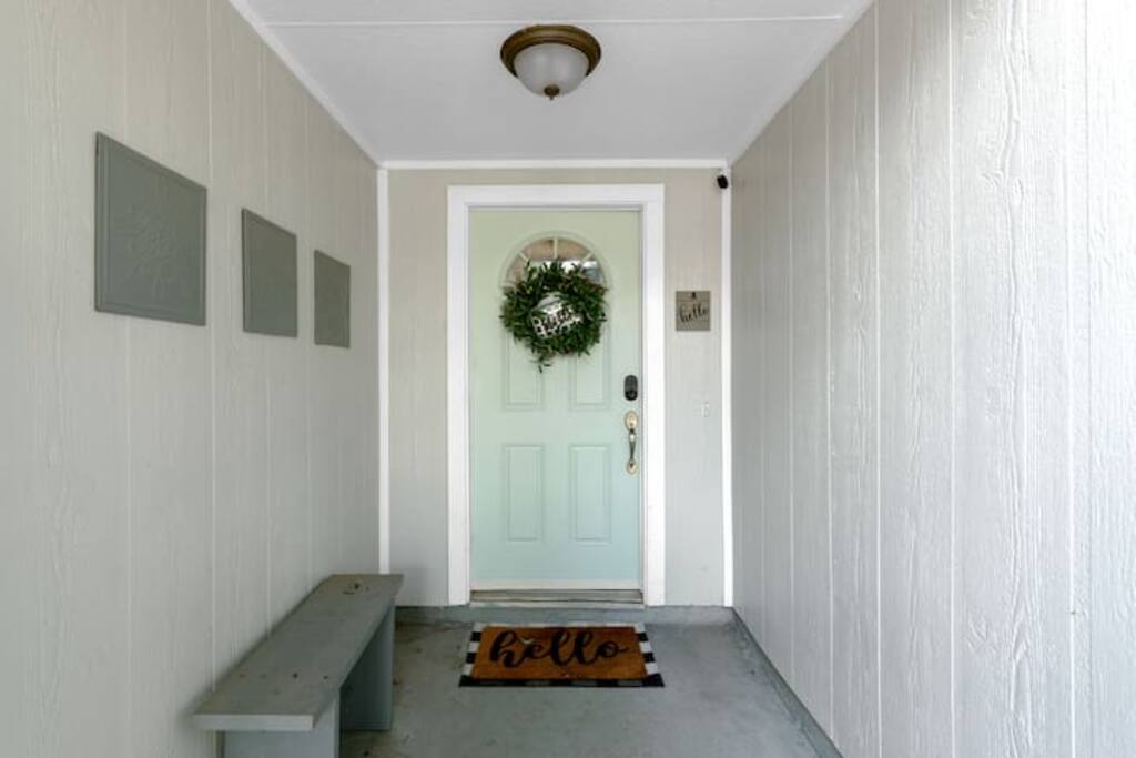 Elegant and Quiet Entrance. Keyless contactless entry for your convenience 