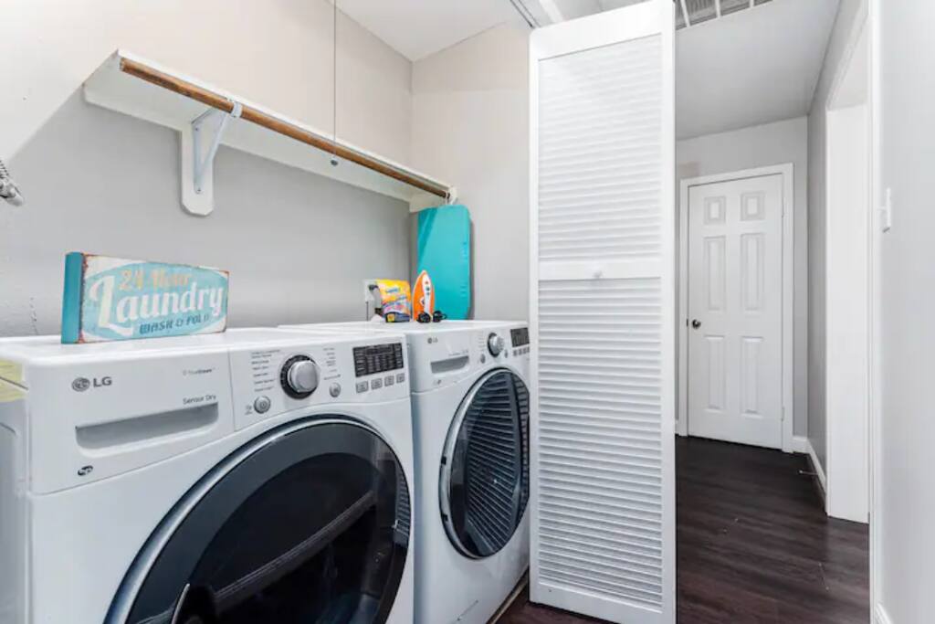 Make laundry a breeze in this well-equipped laundry area, complete with a washer and dryer for your convenience