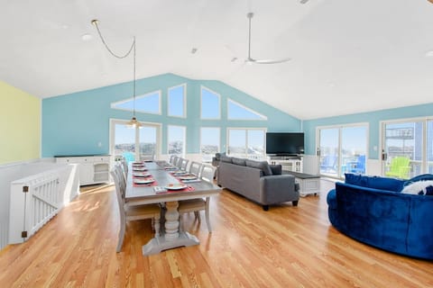 OBX Pool Beachfront Hot Tub 5Bed Volleyball Arcade