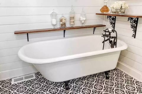 1930s Queen Anne Historic Downtown Retreat