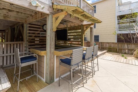 Oceanside Home, with Private Pool and Hot Tub!