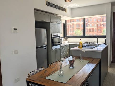 Elevated Sea View 2BR Standalone Free Beach & Pool