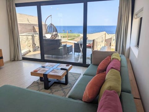 Elevated Sea View 2BR Standalone Free Beach & Pool