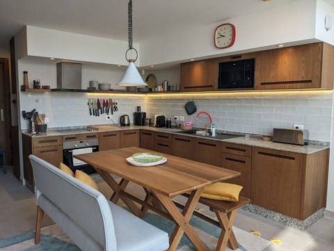 Modern Beachfront 1BR Loft with Garden in Somabay
