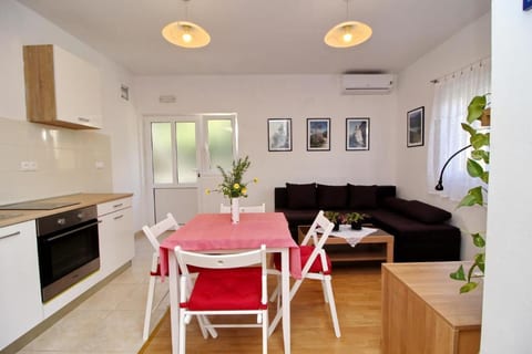 Apartments Nodilo - Unit 376685-13
