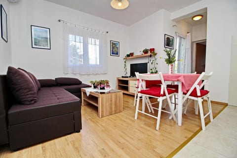 Apartments Nodilo - Unit 376685-13
