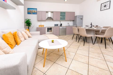 Apartment Kiara near the beach - Unit 376742-13