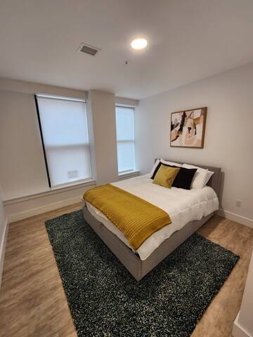 Roomy apartment in luxury amenity building