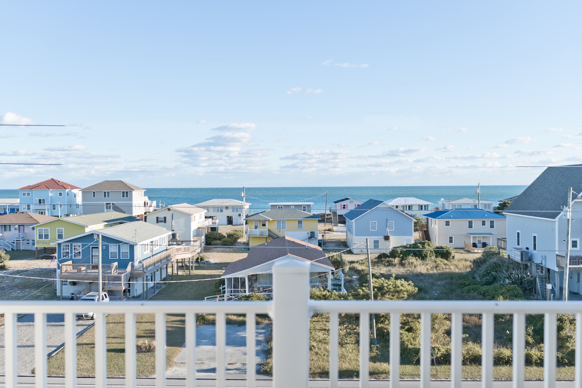 {Luxe} OCEAN VIEWS | Private Beach, Espresso Bar!