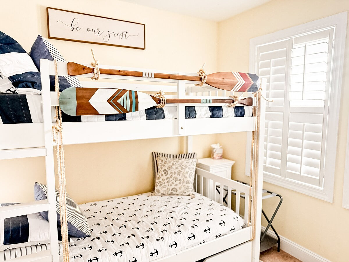 BEDROOM 4: NAUTICAL BUNK ROOM